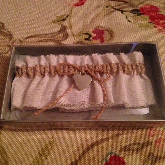 Other - 💥SOLD💥Bridal Garter